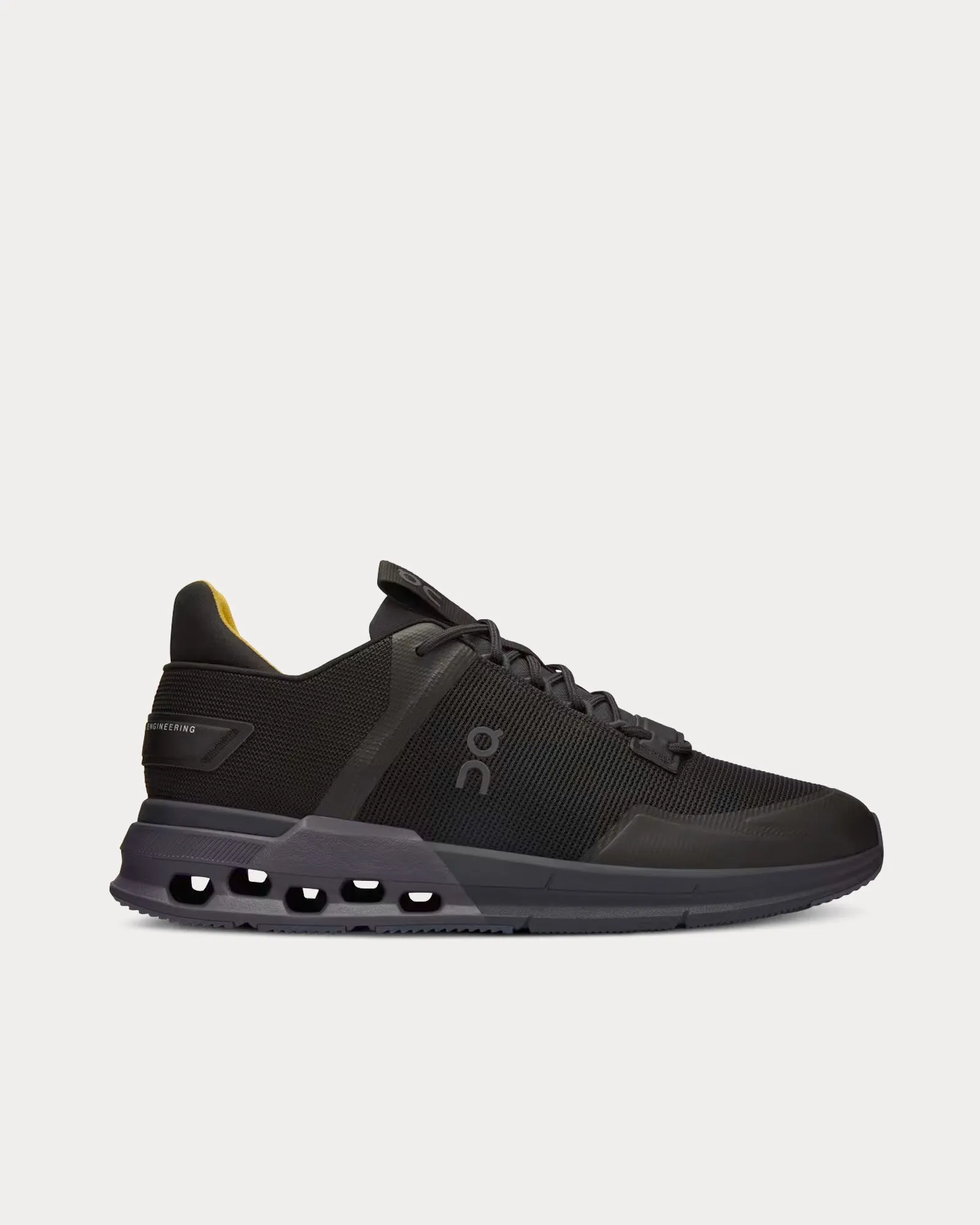 Cloudnova Flux Suma Black / Iron Running Shoes