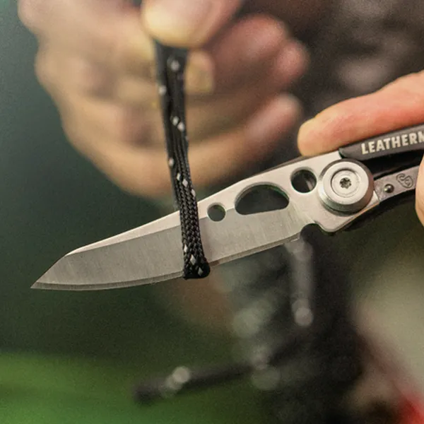 Leatherman Skeletool® KB Pocket Knife
