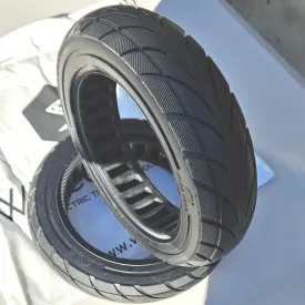Tyre 10*2.125 SOLID